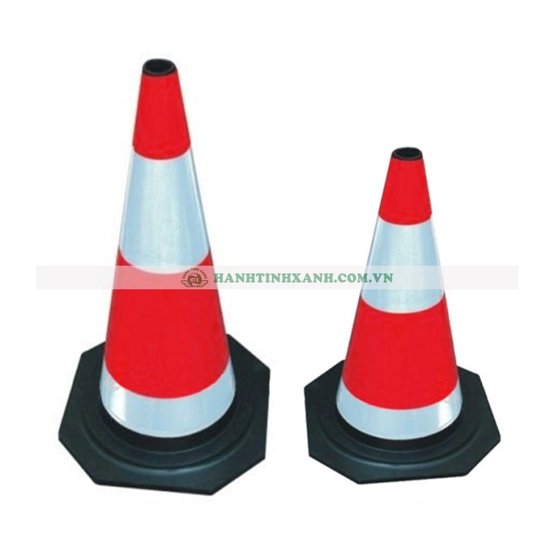 Cọc tiêu giao thông cao su