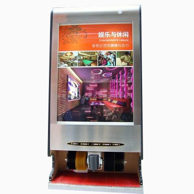 đánh giày công sở có biển quảng cáo đánh giày công sở có biển quảng cáo