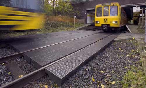 tấm lót đường ray tàu chất lượng cao