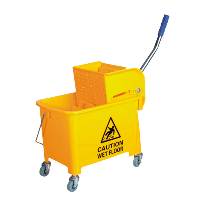 Xe lau dọn vệ sinh bằng nhựa B-038