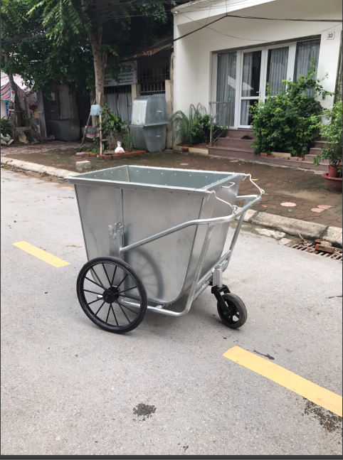xe gom rác đẩy tay 500 lít