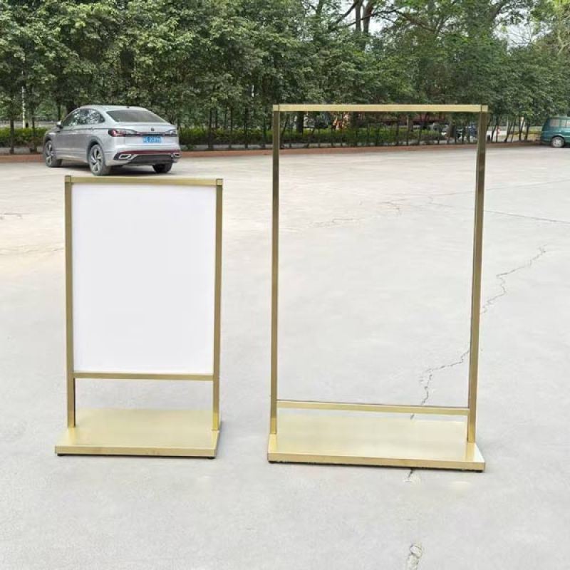 Bảng Standee khung inox vàng, bảng standee quảng cáo nhà hàng, sự kiện
