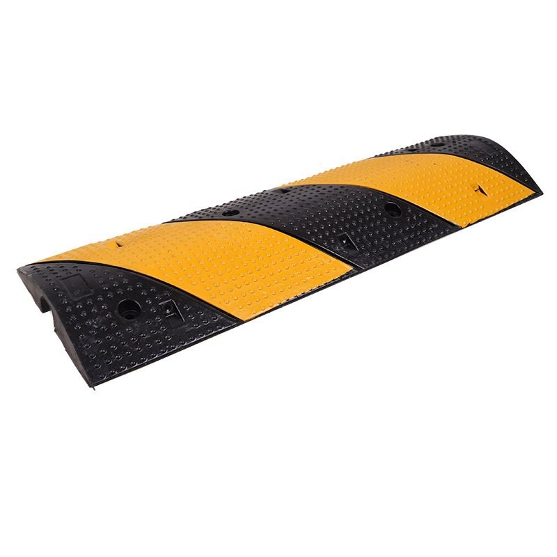 Gờ giảm tốc có rãnh đi cáp