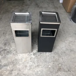 Thanh lý thùng đựng rác gạt tàn bằng inox, thép