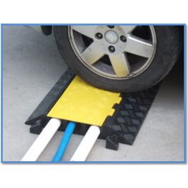 gờ bảo vệ cáp 3 rãnh chịu tải