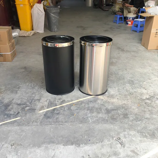 Đầy đủ phiên bản thùng rác nắp lật bằng inox và thép