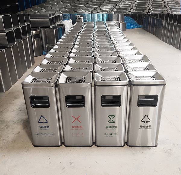 Hành Tinh Xanh luôn có sẵn các mẫu thùng rác inox model mới nhất