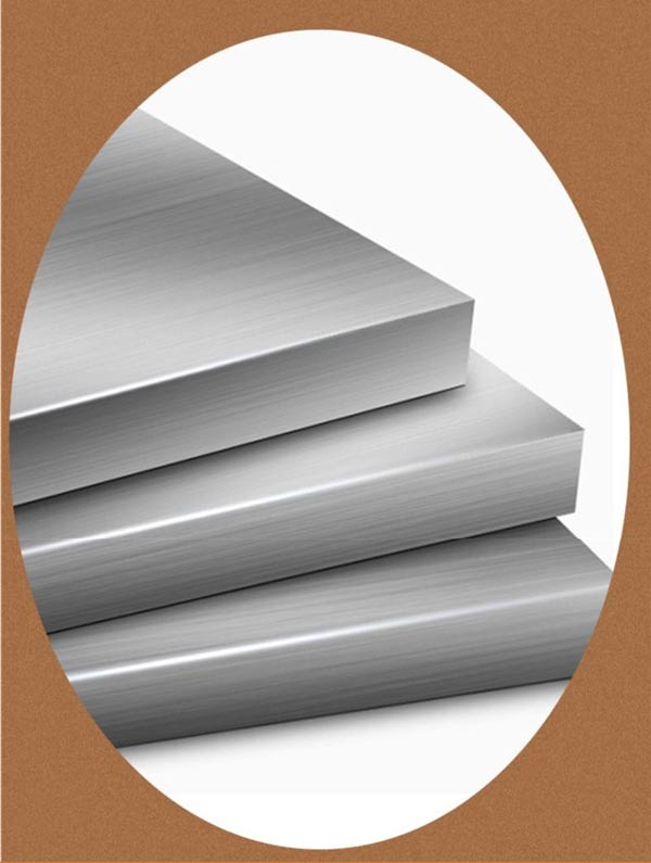 Inox là chất liệu chính cấu thành lớp vỏ thùng rác