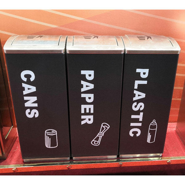 3 ngăn đựng của thùng rác ngoài trời giúp phân loại rác hiêu quả