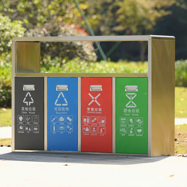 Thùng rác inox 4 ngăn có mái che, gạt tàn đi kèm
