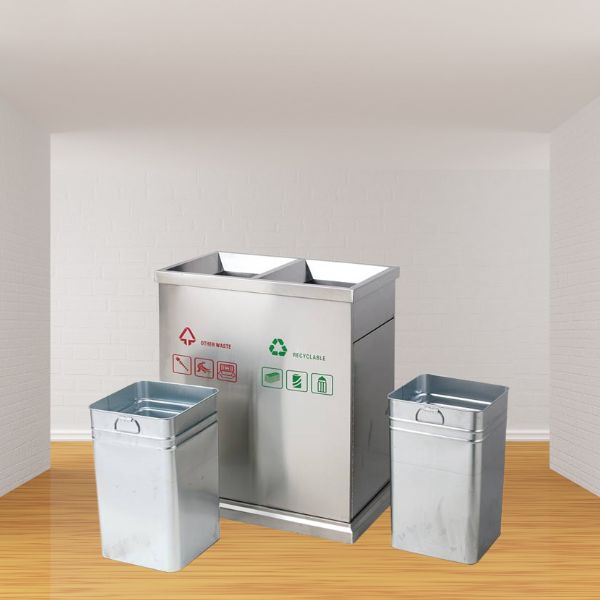 Thùng rác 2 lớp với thùng tôn hoa trực tiếp để rác
