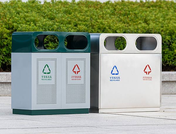 Hành Tinh Xanh có đủ các mẫu thùng rác ngoài trời hấp dẫn