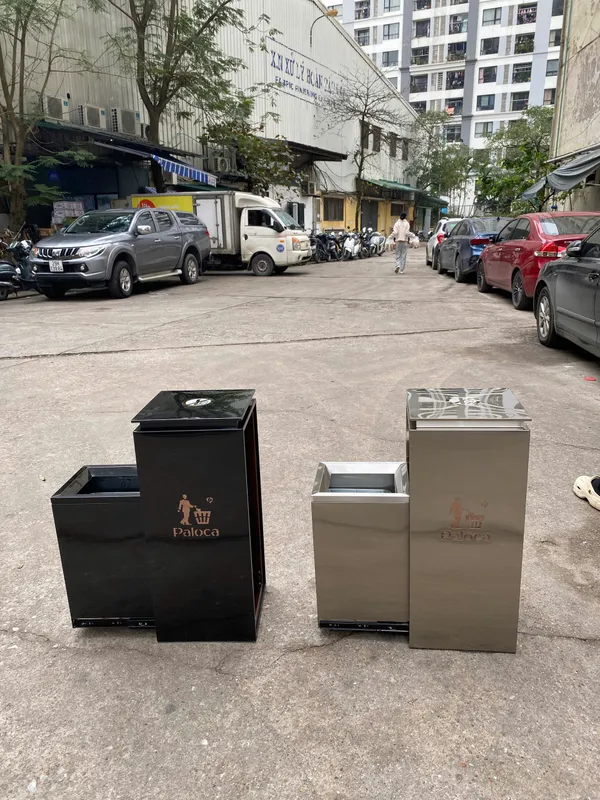 Thùng rác sảnh khách sạn không gạt tàn