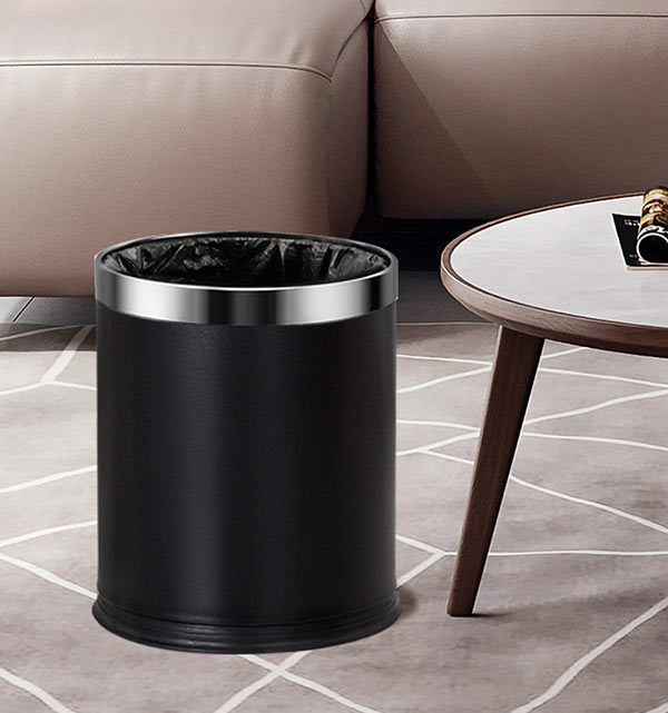 Đặt mua ngay sọt rác nhựa màu đen của Hành Tinh Xanh