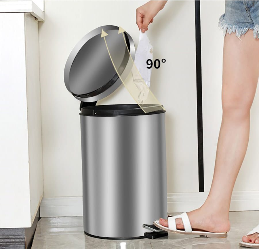 Thùng rác đạp chân mở nắp thùng