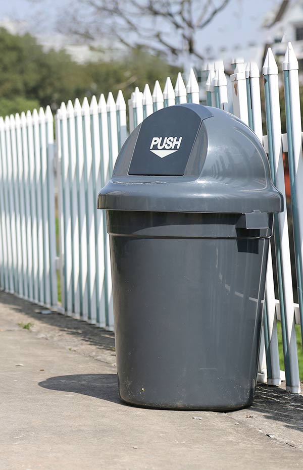 Thùng rác nhựa công nghiệp thu gom rác thải ngoài trời