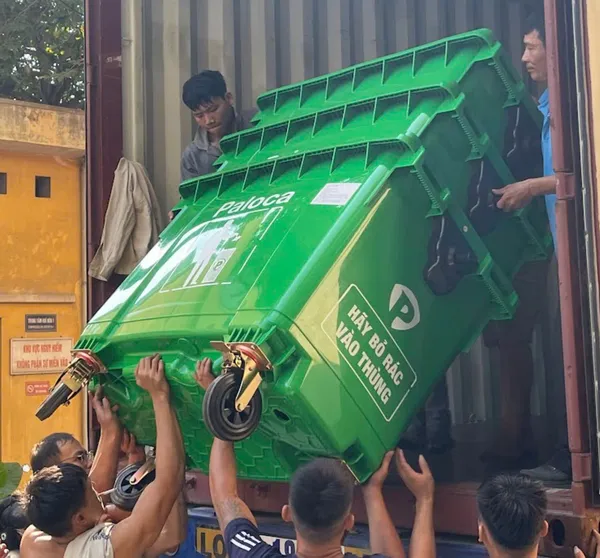 Thùng rác nhựa 1100L nhiều màu