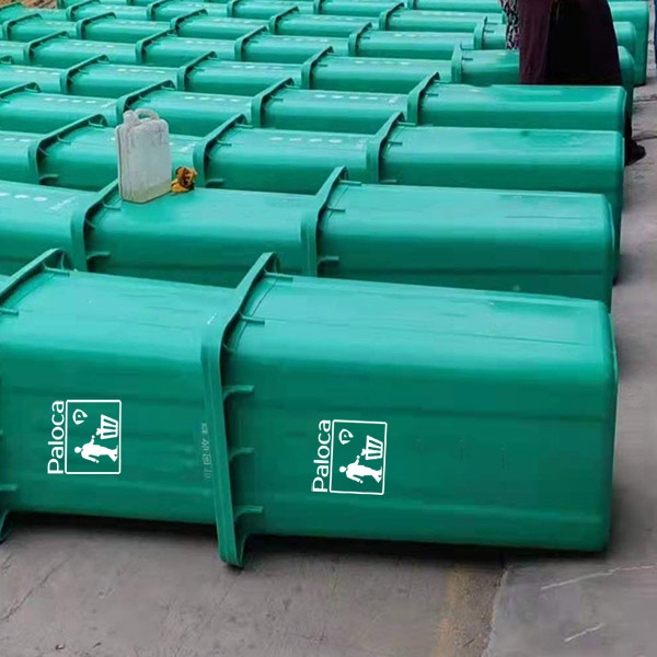Các thùng rác nhựa composite 240 lít sau khi được in logo