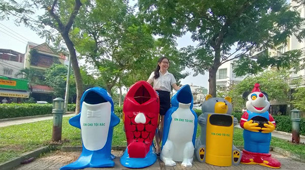 Thúng rác nhựa composite hình thú