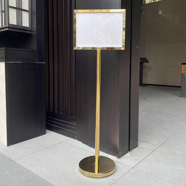 Thiết kế bảng thông tin đơn giản nhưng hữu ích