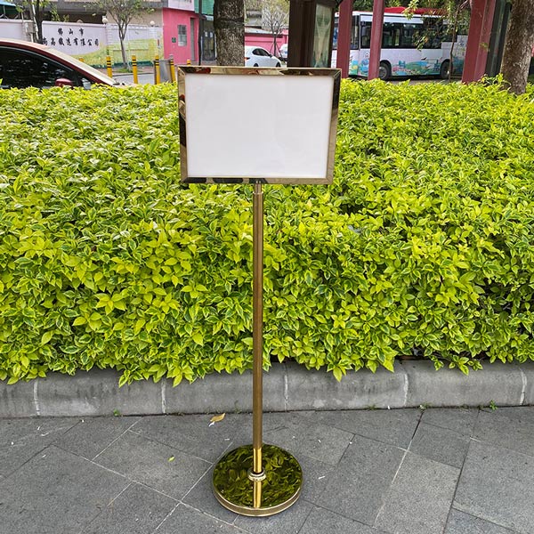 Mẫu bảng menu đứng 2 mặt khổ A4