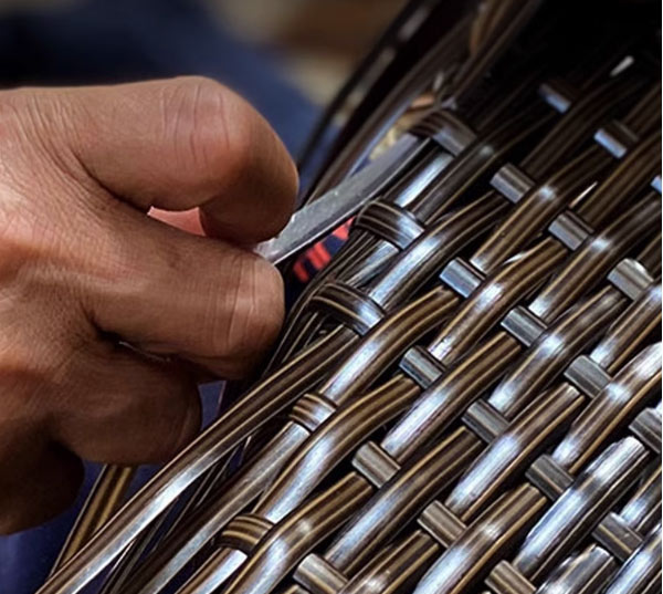 Cận cảnh chất liệu mây nhựa được sử dụng