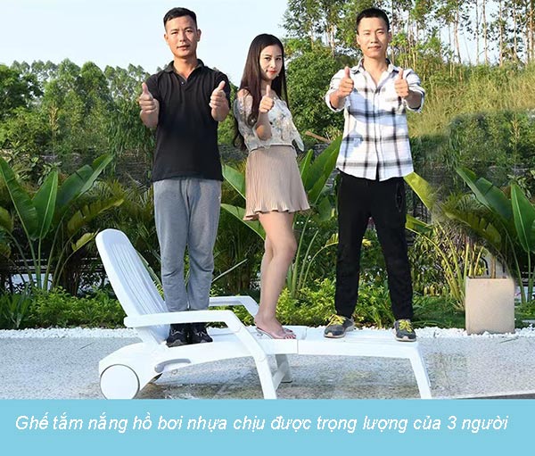 Mẫu ghế hồ bơi chịu được trọng lượng nặng của 3 người lớn