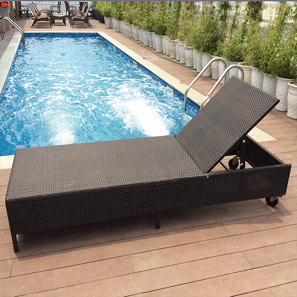 Giường tắm nắng hồ bơi chất liệu mây nhựa PE