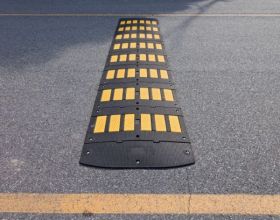 [ GIẢI ĐÁP NHANH] Gờ giảm tốc màu gì, độ cao bao nhiêu?