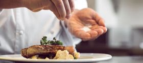 Bật mí 5 mẹo vặt giúp bạn nấu ăn ngon hơn 