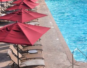 Tiêu chí mua giường hồ bơi cho resort: ĐẸP - ĐỘC - TIỆN NGHI