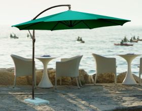 4 ưu điểm ô dù lệch tâm chinh phục mọi khách hàng