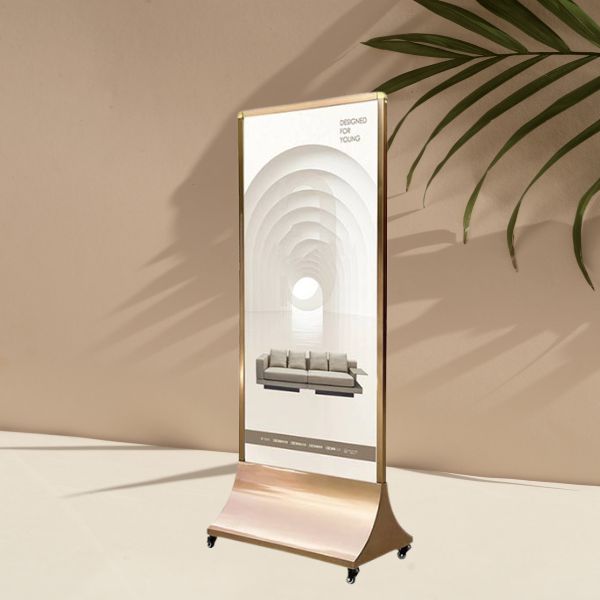 Bảng standee ngoài trời có bánh xe inox vàng - hình 2