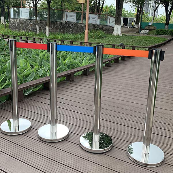 Cột chắn inox dây kéo - hình 5
