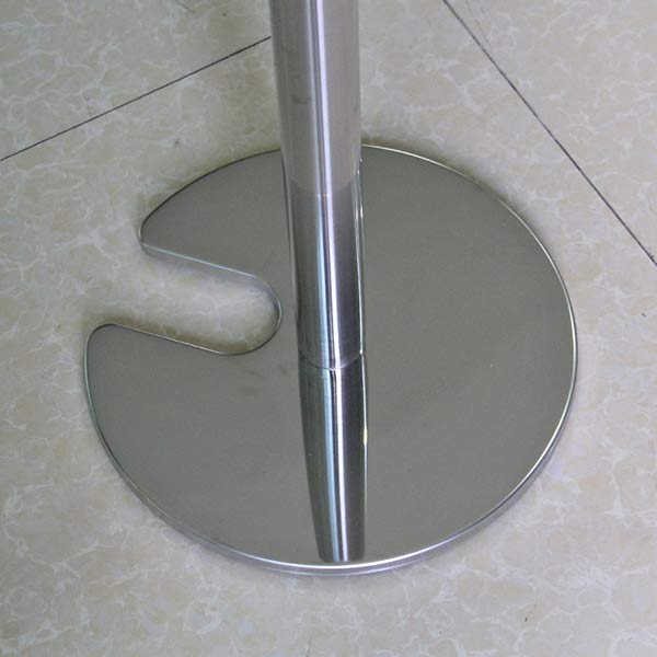 Cột chắn inox đế chữ U - hình 5
