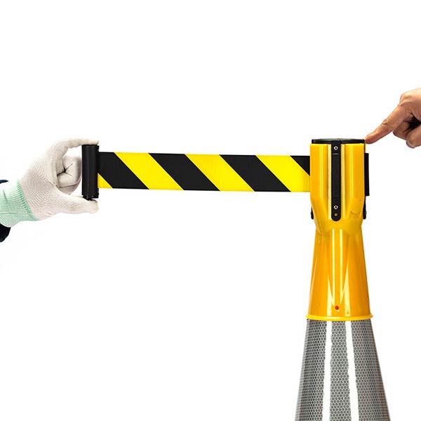 Đầu và dây kéo nối cọc tiêu - hình 2