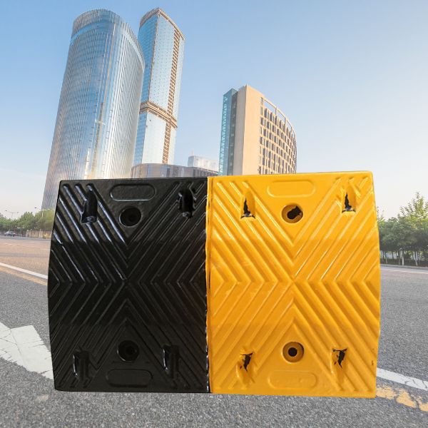 Gờ cao su giảm tốc 50cm - hình 2