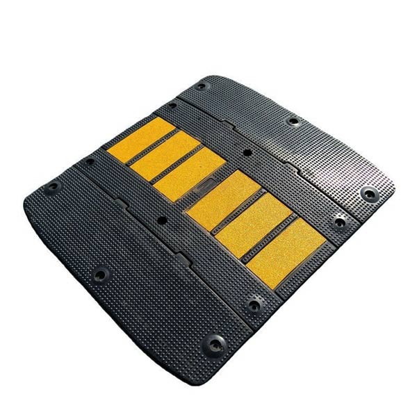 Gờ giảm tốc gắn băng phản quang - hình 2