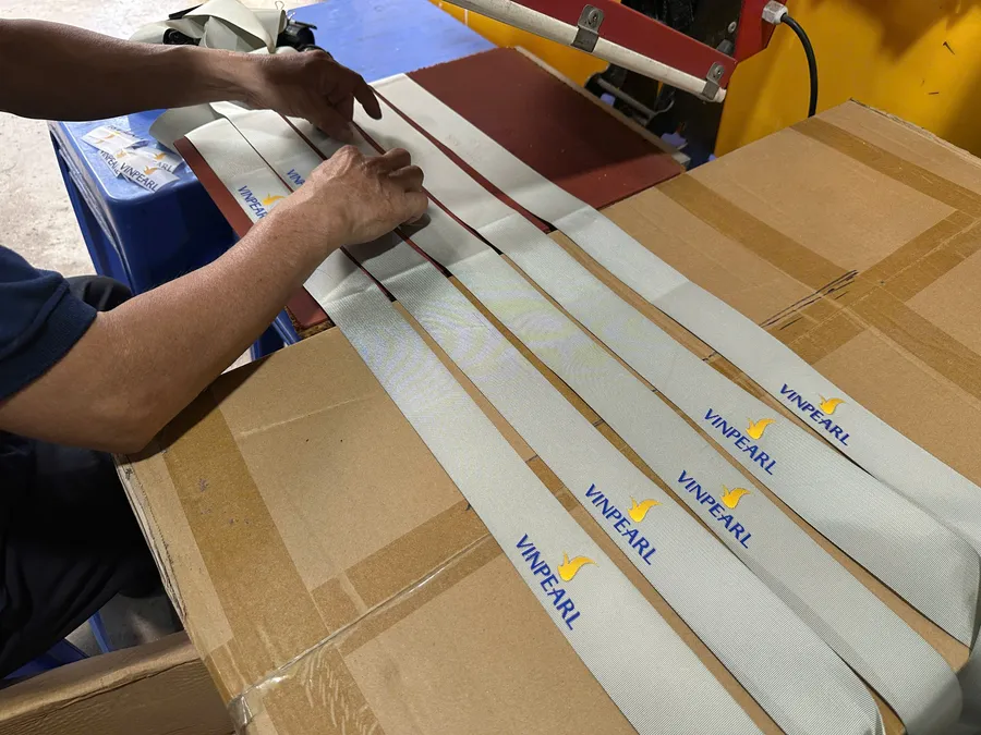 In dây cột chắn phân làn sự kiện