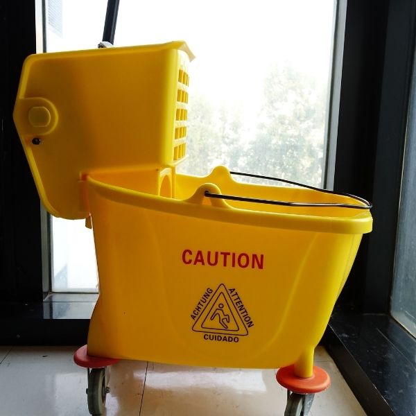 Hình ảnh thực tế xe vắt nước lau sàn 36L