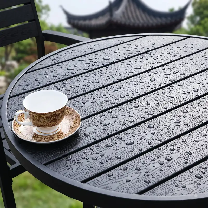 Bàn tròn cafe bằng nhựa giả gỗ chịu được nắng mưa