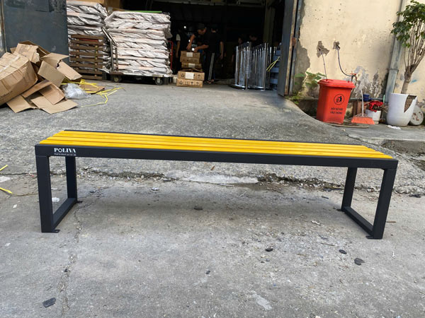 Ghế dài ngoài trời nan nhựa nhiều màu