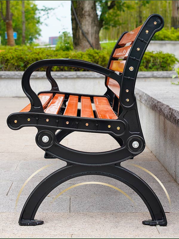 Chân ghế dáng vòng vững chãi