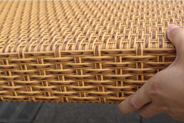 Mây nhựa là chất liệu hàng đầu để sản xuất ghế tắm nắng