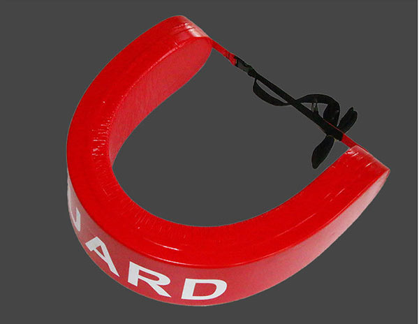 Màu sắc nổi bật, dễ dàng uốn cong của phao cứu sinh