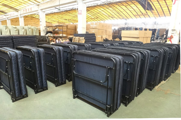 Hành Tinh Xanh luôn có sẵn số lượng lớn extra bed trong kho hàng