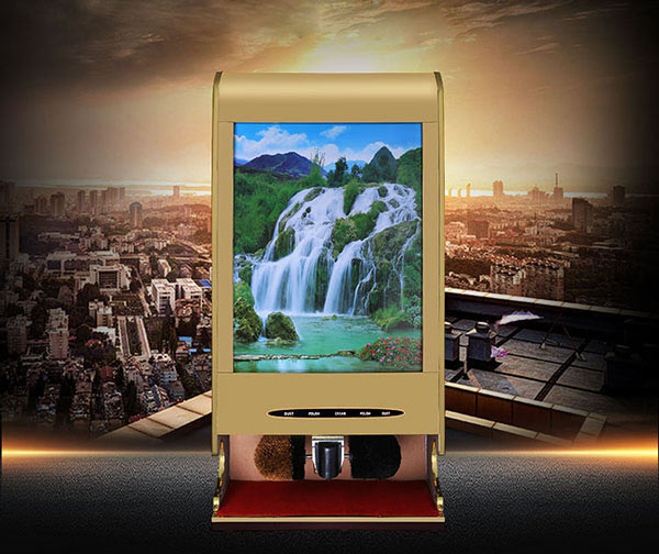 Mẫu máy đánh bóng giày có gắn biển quảng cáo