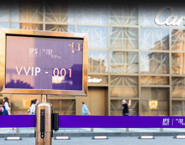 Bảng thông báo gắn đầu cột chắn inox