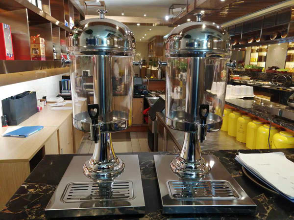 Hình ảnh thực tế bình đựng nước trái cây