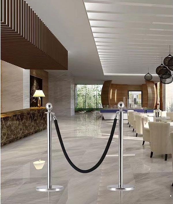 Cột chắn inox dây trùng phân làn sự kiện quan trọng